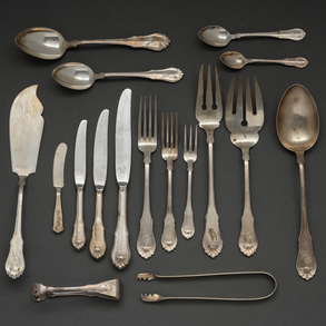 Incomplete cutlery in Spanish silver and punched silver of the XX century.