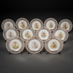 Conjunto de doce platos en porcelana alemana Dresden, Siglo XIX-XX