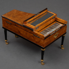 Sewing box in the shape of a grand piano with music box of the late XIX century