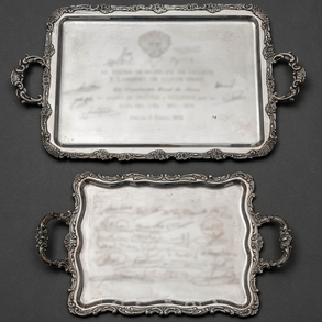 Set of two trays in Spanish silver and punched twentieth century.