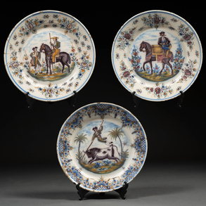 Set of three plates in Sevillian ceramics of the nineteenth century.