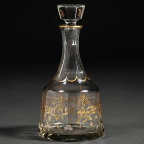 Glass decanter with gilded decoration of hand-painted floral elements of the XIX-XX century.