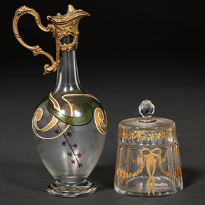 Set of modernist jar and pitcher in piston glass with gilded bronze handle.