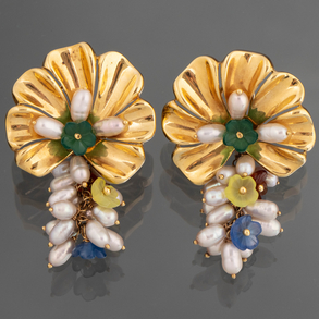 Pair of 18kt yellow gold flower cluster earrings with river pearls and coloured crystals in the shape of a flower.