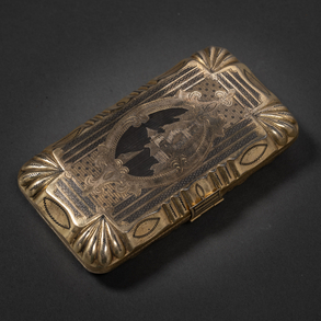 Cigarette case embossed in gilded metal of the nineteenth century.