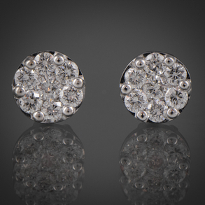 Pareja de pendientes en oro blanco de 18kt y brillantes.