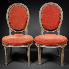 Pareja d sillas estilo Luís XVI en madera pintada del siglo XIX
