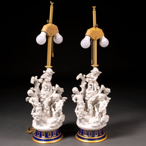 Pareja de lámparas de mesa en porcelana italiana Mangani del siglo XX.