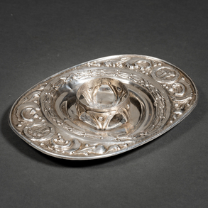 Mancerina antigua en plata española y punzonada.