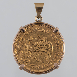 Colgante de moneda de veinte pesos mexicanos en oro amarillo de 18 kt.