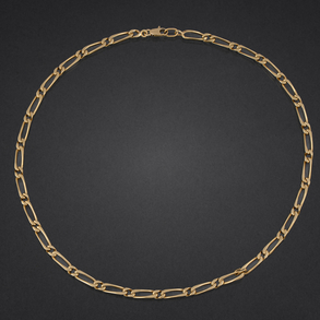 Cadena de eslabones rectangulares en oro amarillo de 18 kt.