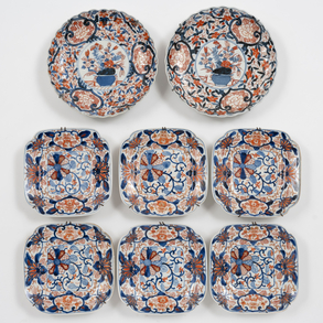 Conjunto de ocho platos en porcelana Imari periodo Meiji del siglo XIX