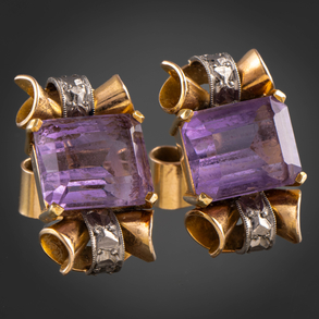 Pareja de pendientes vintage años 40-50 en oro amarillo y oro blanco de 18kt con amatista rosa de francia.