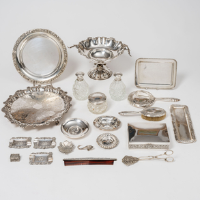 Miscelánea de piezas de plata española y punzonada del siglo XX