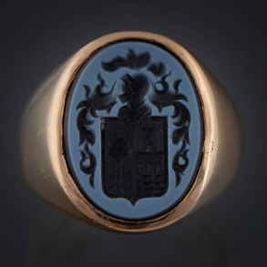 Anillo de sello heráldico en oro amarillo de 18 kt