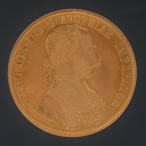 Moneda de cuatro ducados de Austria con la efigie del Emperador Francisco José I en oro de 22 kt del año 1915